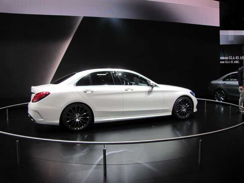 mercedesbenzc4004matic15.jpg