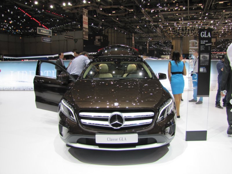 mercedesbenzgla200cdi4matic2.jpg