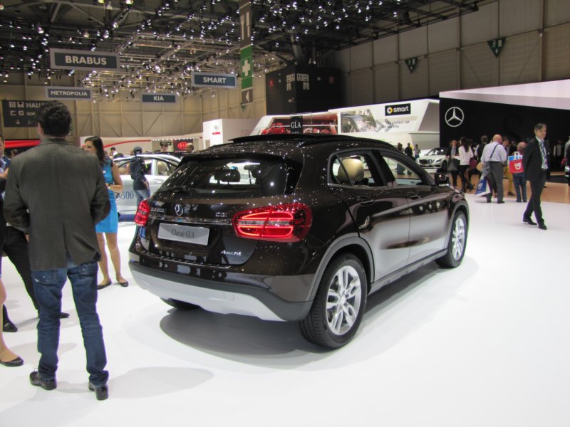 mercedesbenzgla200cdi4matic4.jpg