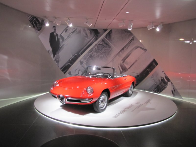 alfaromeo1600spiderduetto1966.jpg