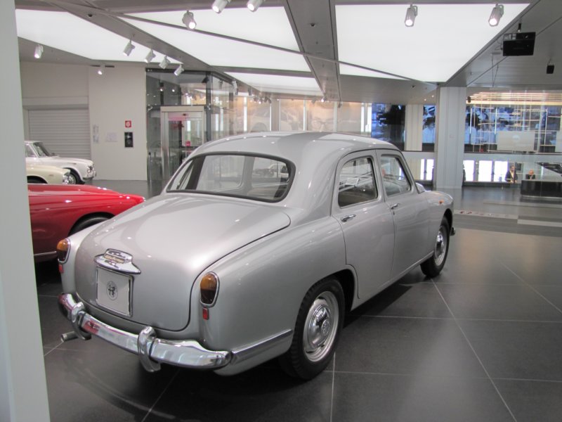 alfaromeo190019503.jpg