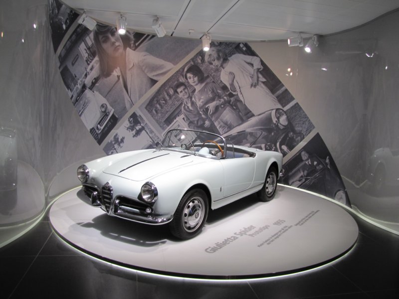 alfaromeogiuliettaspiderprototipo19552.jpg