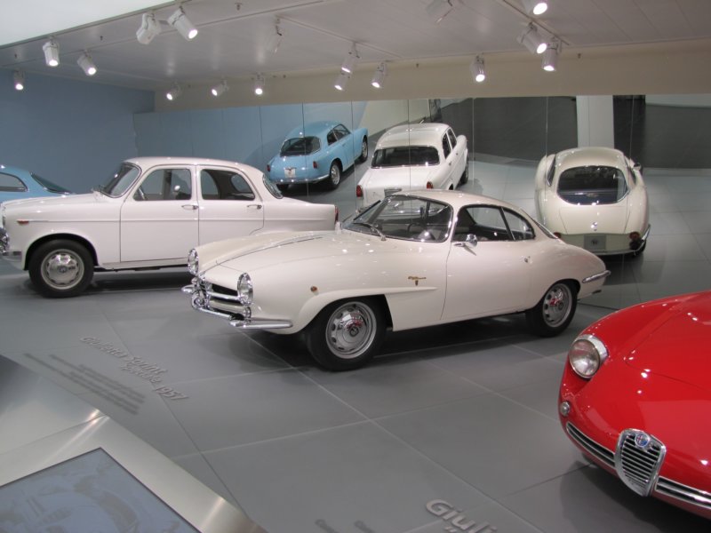 alfaromeogiuliettasprintspeciale1957.jpg