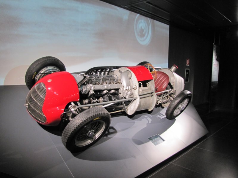alfaromeogptipo159alfetta19516.jpg
