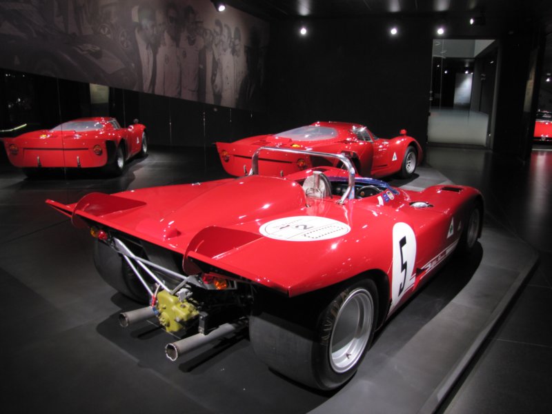 alfaromeotipo33319702.jpg