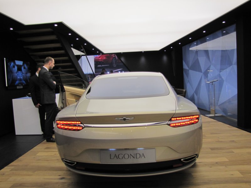 astonmartinlagonda5.jpg
