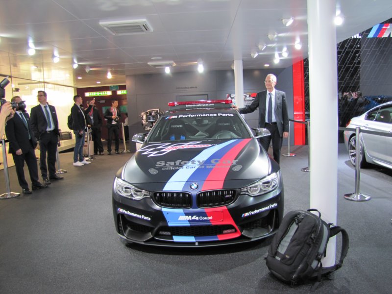bmwm4coupmotogpsafetycar2.jpg
