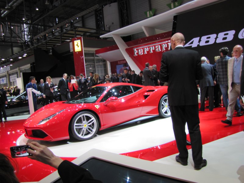 ferrari488gtb105.jpg