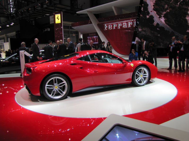 ferrari488gtb66.jpg