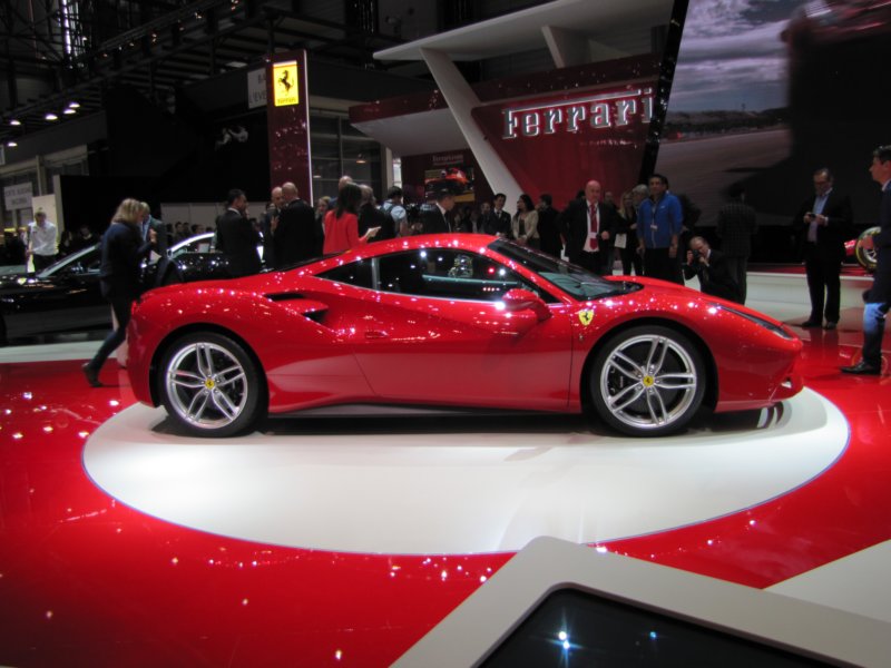 ferrari488gtb76.jpg