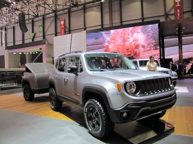 jeeprenegadetrailhawkhardsteel3.jpg