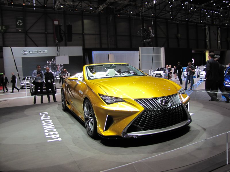 lexuslfc219.jpg