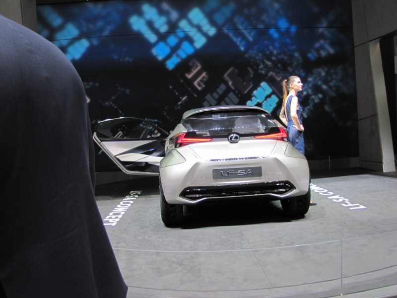lexuslfsa7.jpg