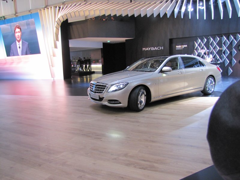 mercedesmaybachs6007.jpg