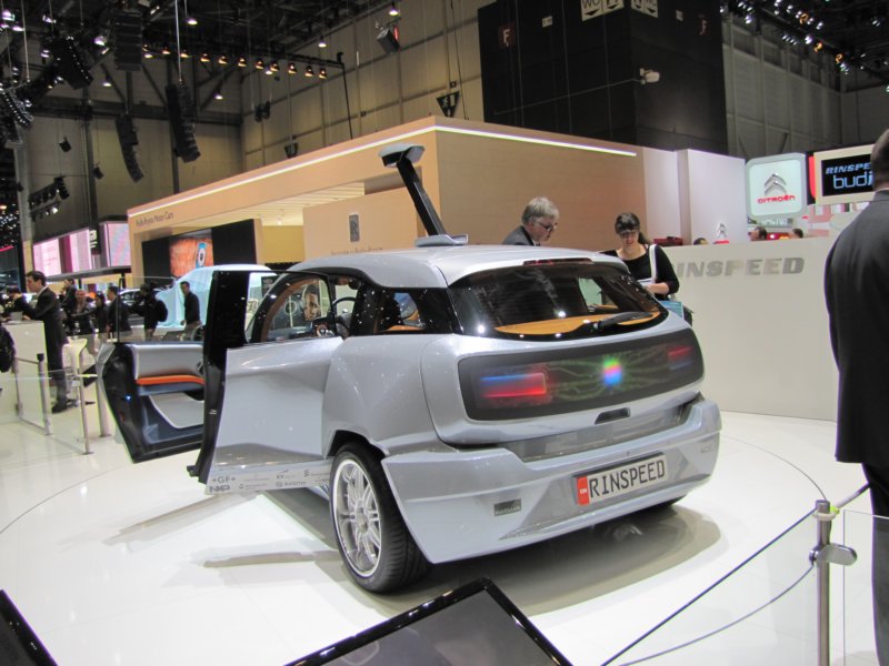 rinspeedbudii21.jpg