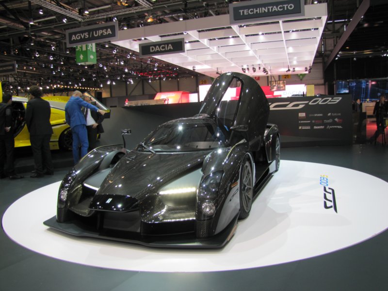 scuderiacameronglickenhausscg003s18.jpg