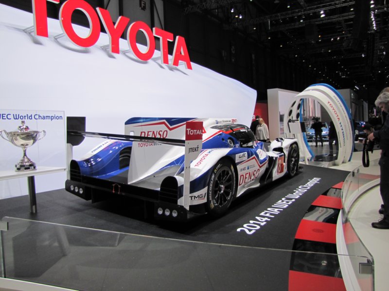 toyotats040hybrid2.jpg