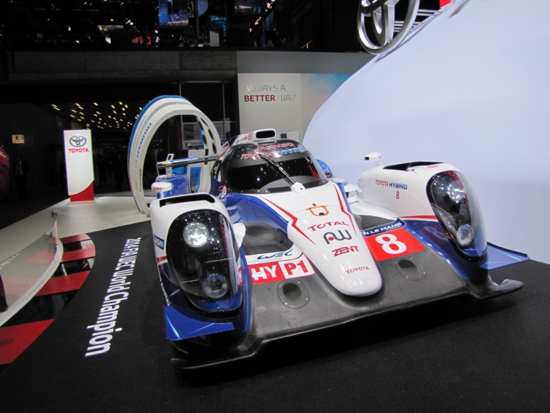 toyotats040hybrid4.jpg