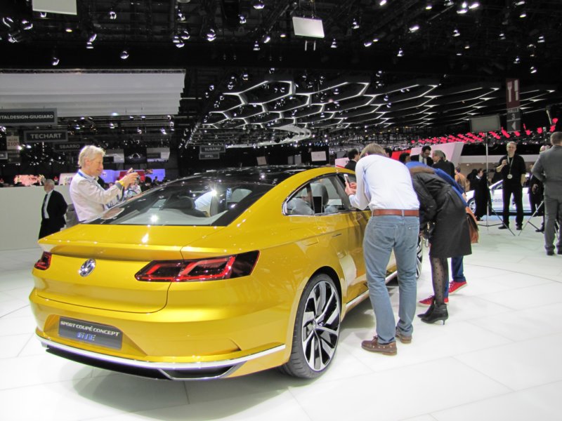 volkswagensportcoupconceptgte2.jpg