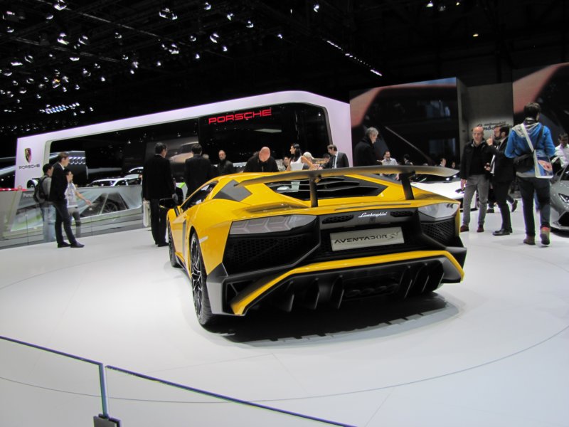 lamborghiniaventadorlp7504superveloce26.jpg