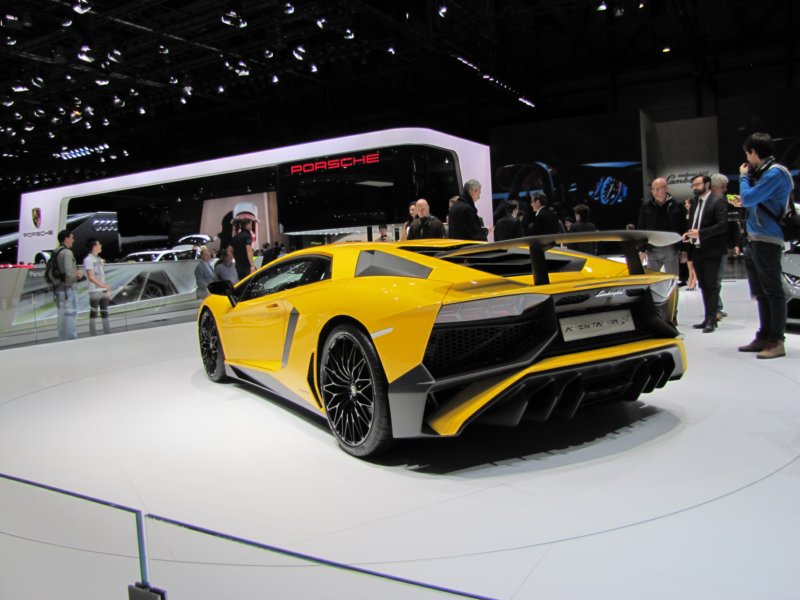 lamborghiniaventadorlp7504superveloce27.jpg