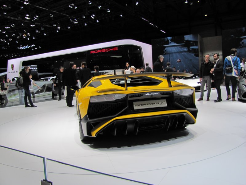 lamborghiniaventadorlp7504superveloce37.jpg
