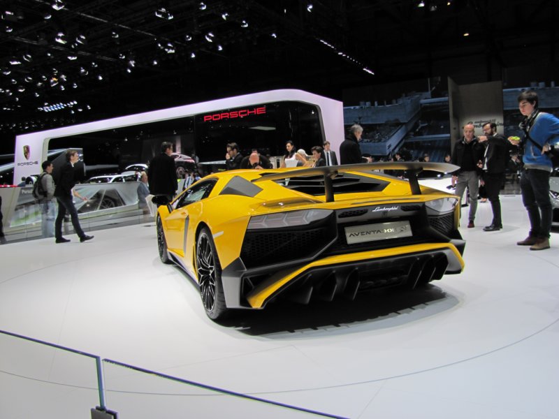 lamborghiniaventadorlp7504superveloce60.jpg