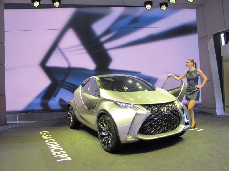 lexuslfsa.jpg