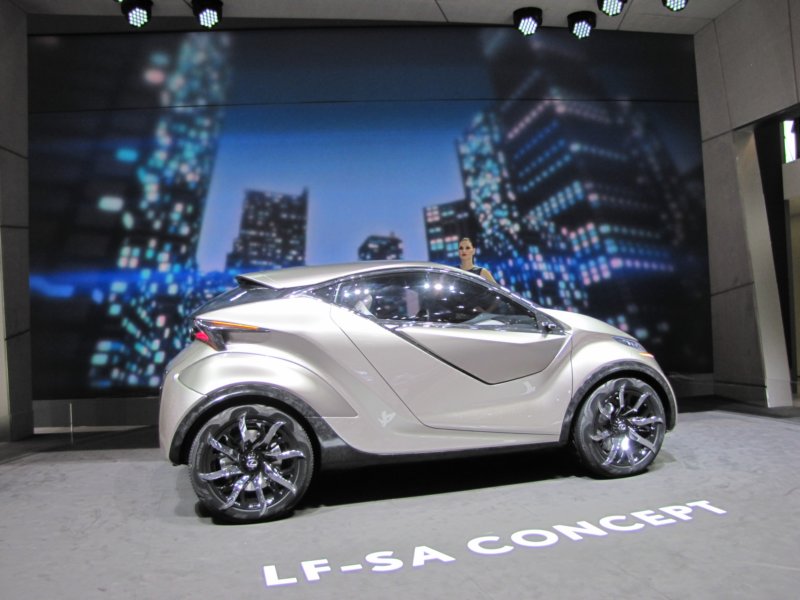 lexuslfsa15.jpg