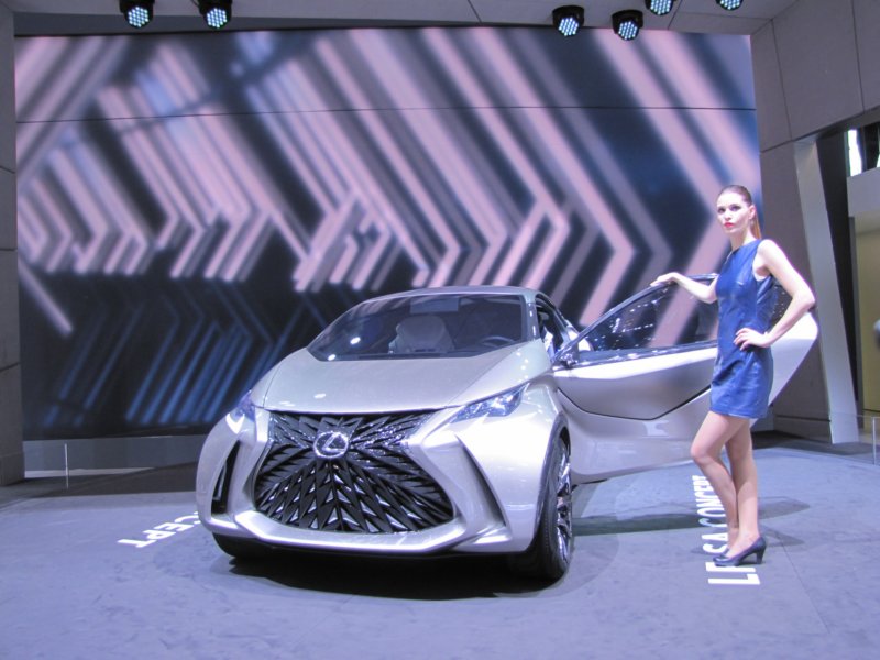 lexuslfsa39.jpg