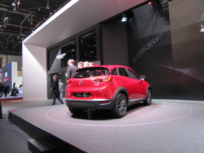 mazdacx360.jpg