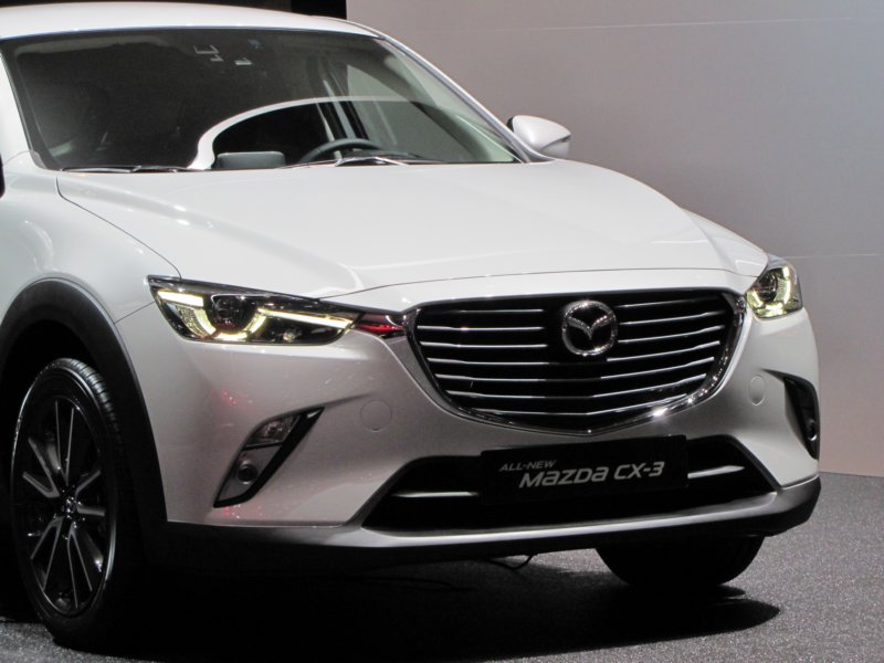 mazdacx367.jpg