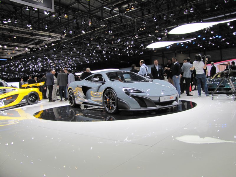 mclaren675lt62.jpg