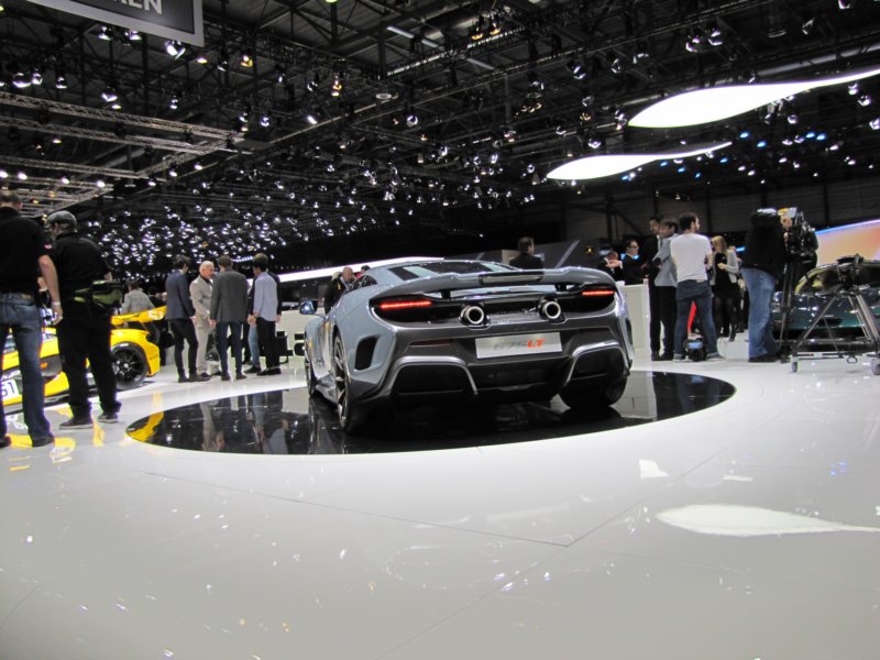 mclaren675lt77.jpg