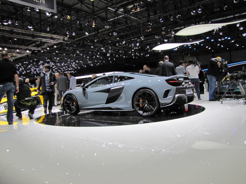 mclaren675lt85.jpg
