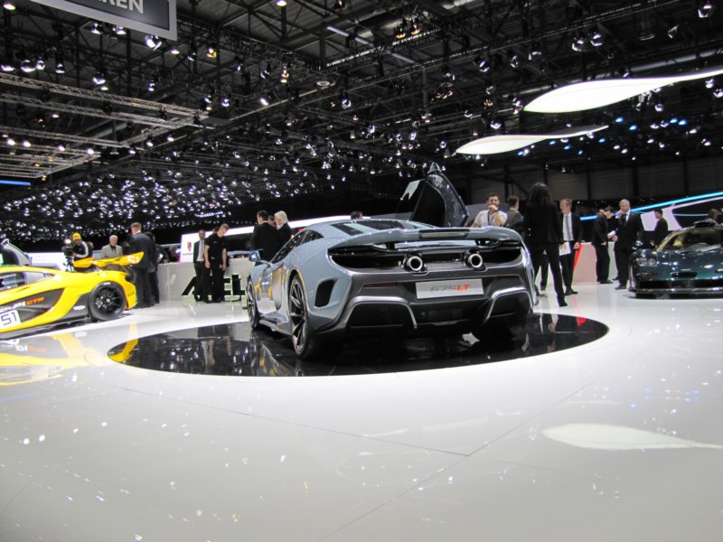 mclaren675lt9.jpg