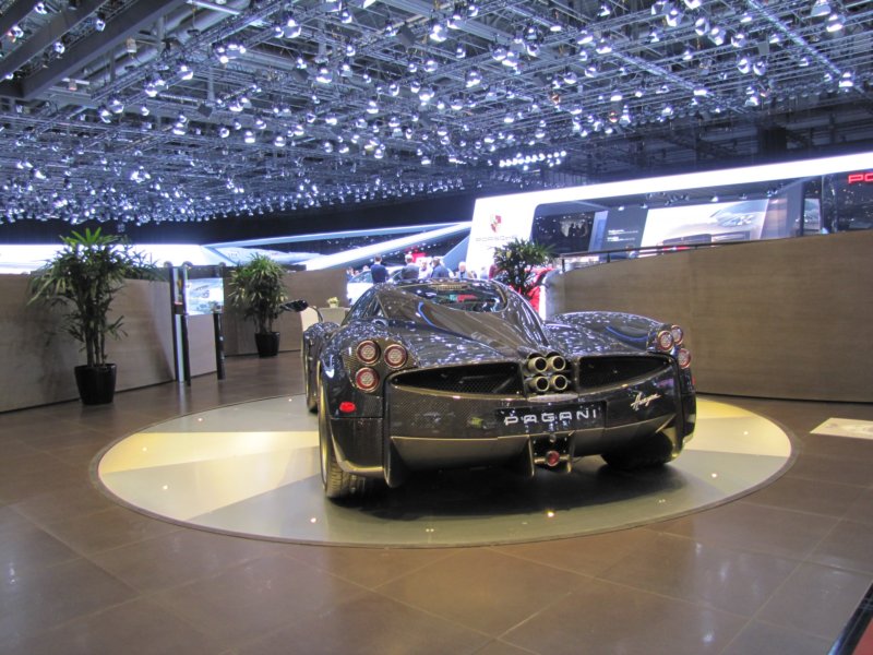 paganihuayra18.jpg