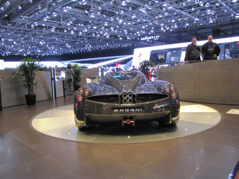 paganihuayra57.jpg