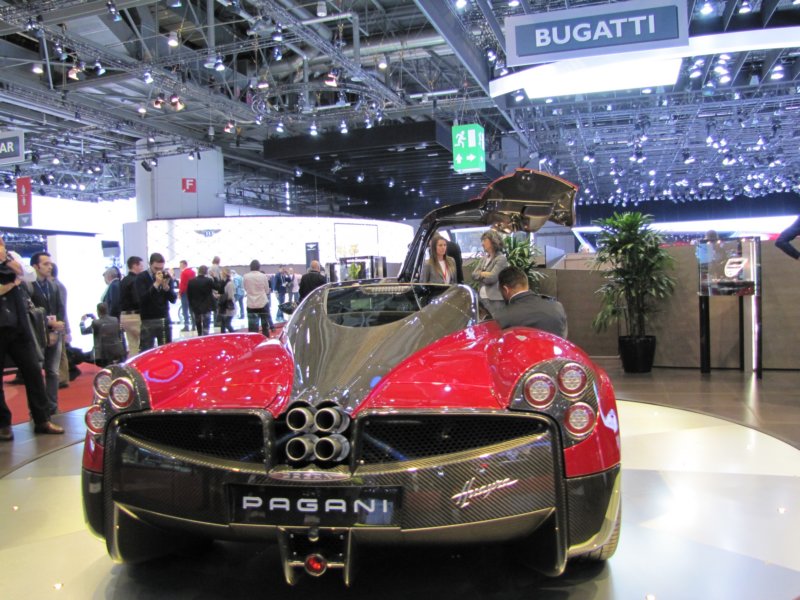 paganihuayra7.jpg