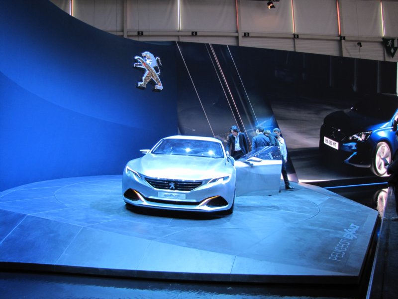peugeotexalt13.jpg