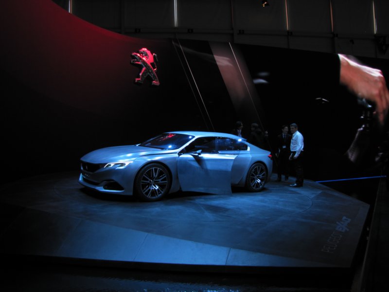peugeotexalt3.jpg