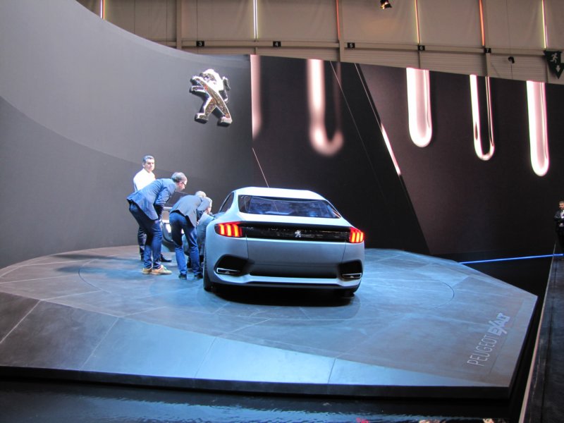 peugeotexalt51.jpg