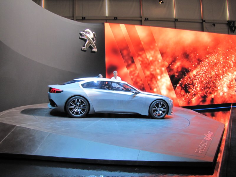 peugeotexalt77.jpg
