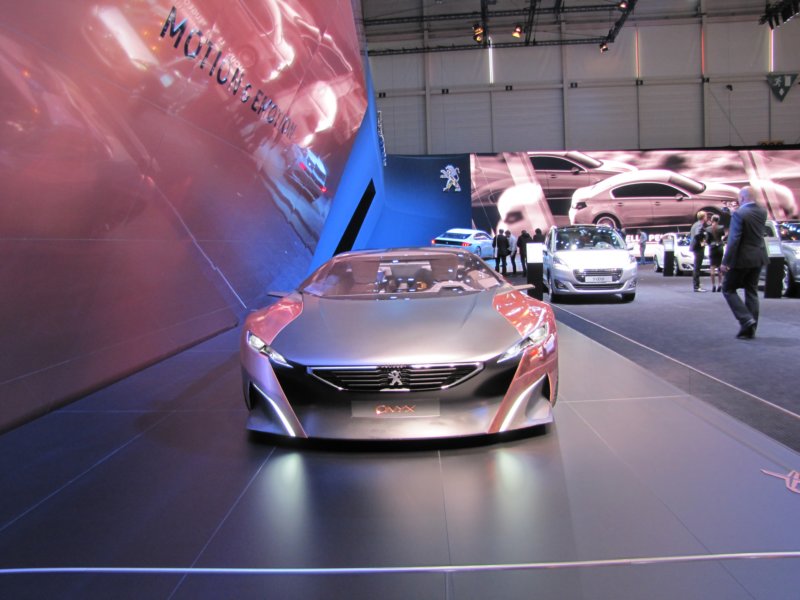 peugeotonyx7.jpg