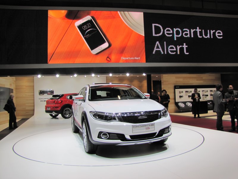 qoros3citysuv42.jpg