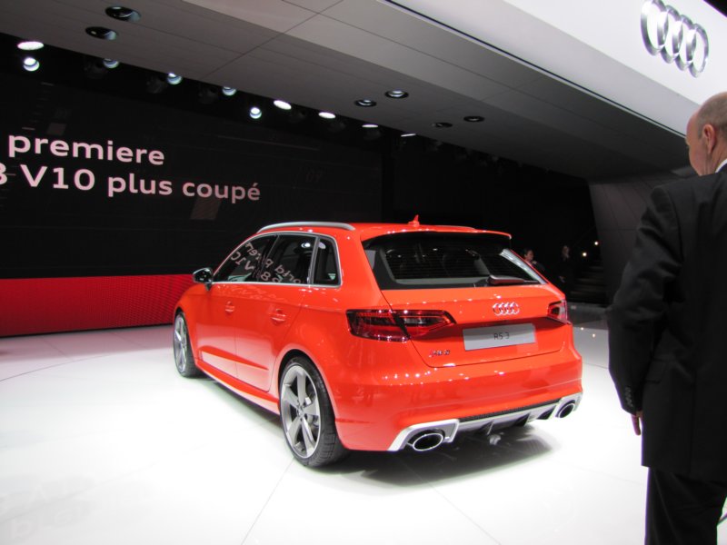 audirs3sportback25tfsiquattrostronic22.jpg