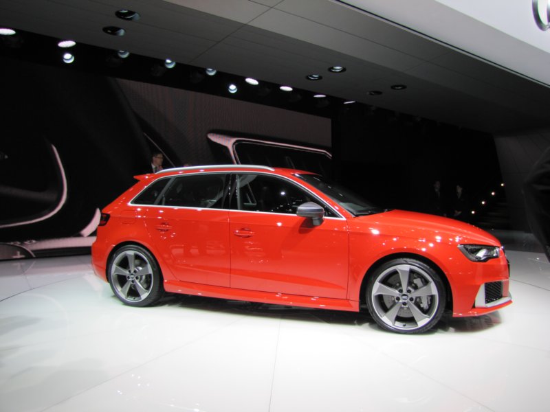audirs3sportback25tfsiquattrostronic45.jpg