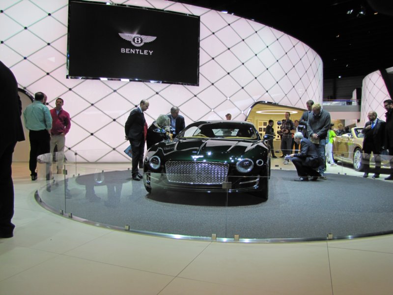 bentleyexp10speed638.jpg