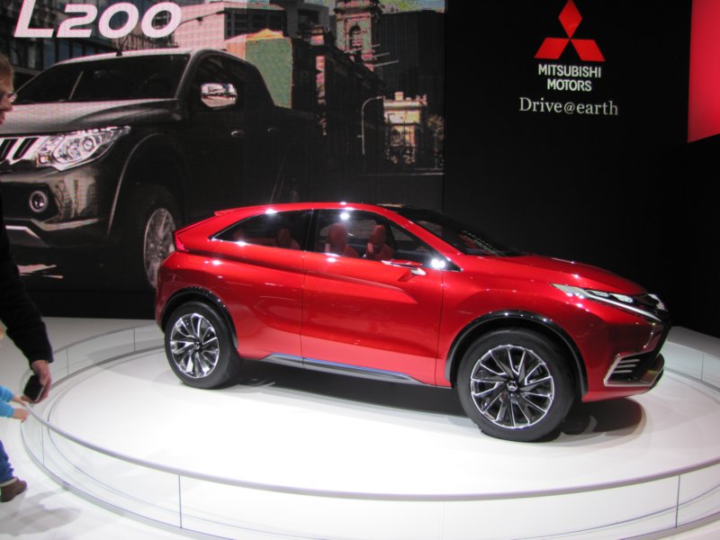 mitsubishixrphevii.jpg