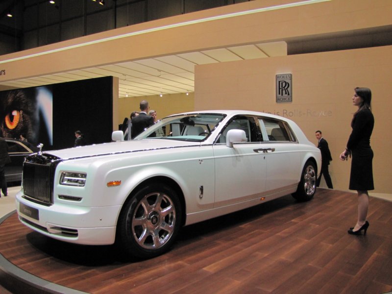 rollsroyceserenityphantomextendedwheelbase19.jpg